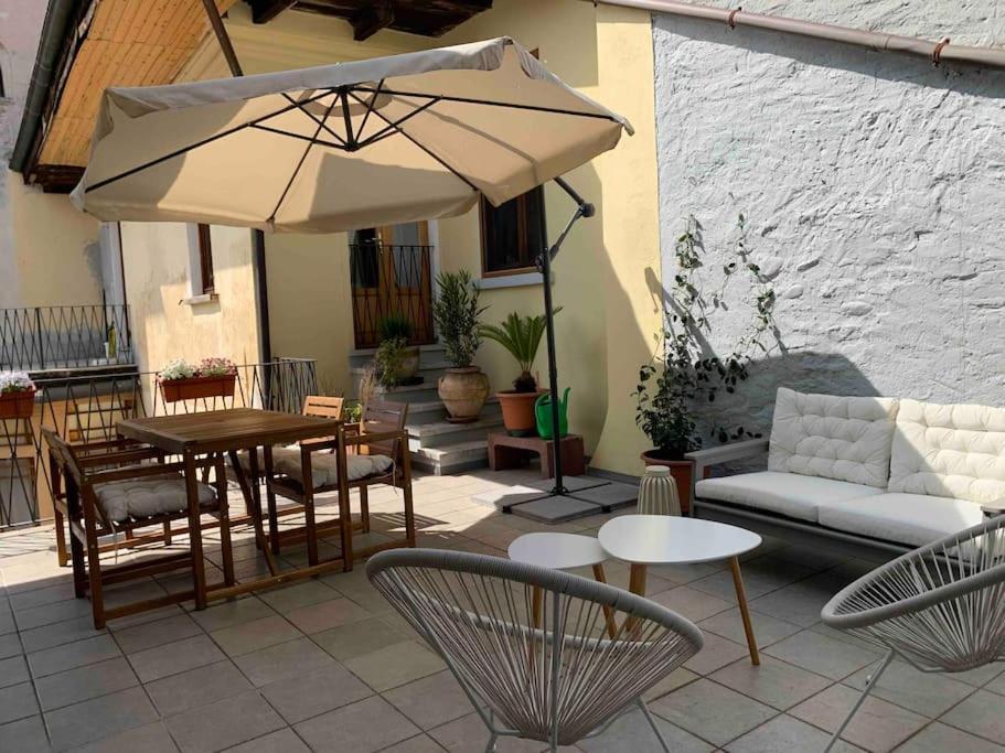 La Dolce Vita Apartment Интра Екстериор снимка