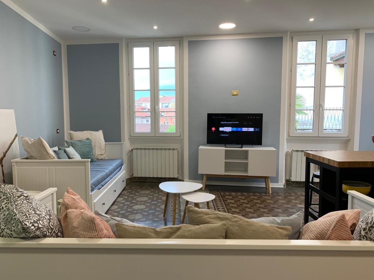 La Dolce Vita Apartment Интра Екстериор снимка