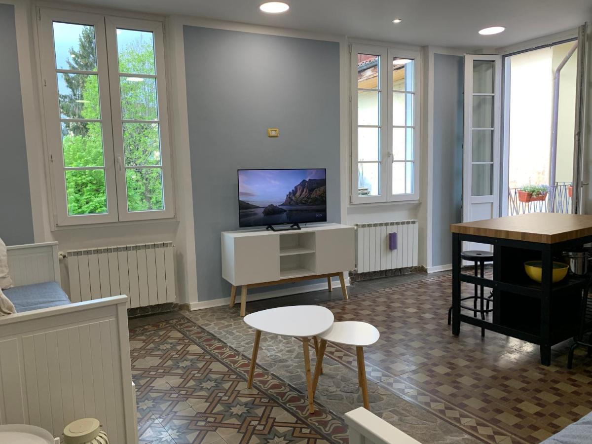 La Dolce Vita Apartment Интра Екстериор снимка